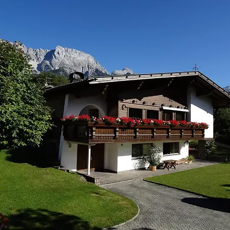 Haus Ruech Mieming