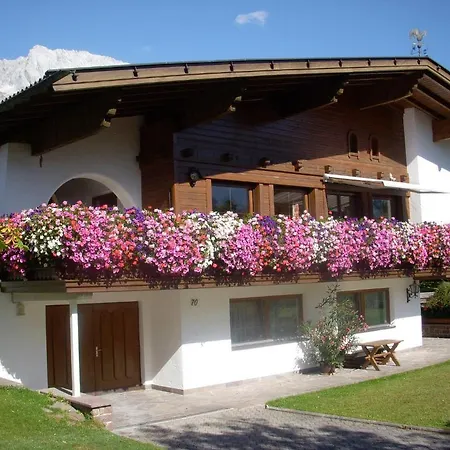 Haus Ruech * Mieming
