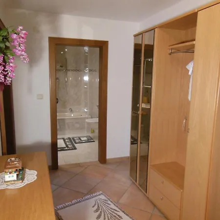 Haus Ruech *